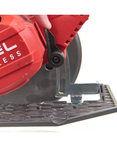 M18 FUEL™ 66 мм дисковая пила по дереву и пластику M18 FCS66-0C Milwaukee