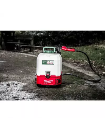 M18™ SWITCH TANK™ Опрыскиватель с ёмкостью для химии на 15 л M18 BPFP-CST Milwaukee