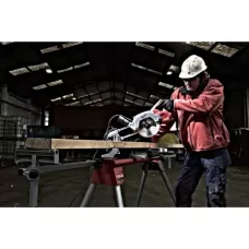 Торцовочная пила 216 мм (8 ½") с протяжкой Milwaukee