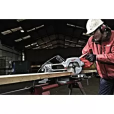 Торцовочная пила 216 мм (8 ½") с протяжкой Milwaukee