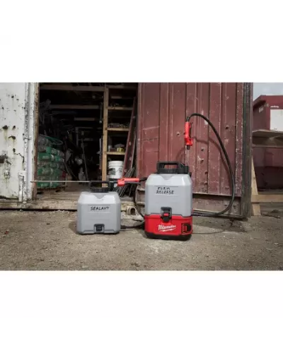 M18™ SWITCH TANK™ Опрыскиватель с ёмкостью для обработки бетона 15 л M18 BPFP-CCST Milwaukee