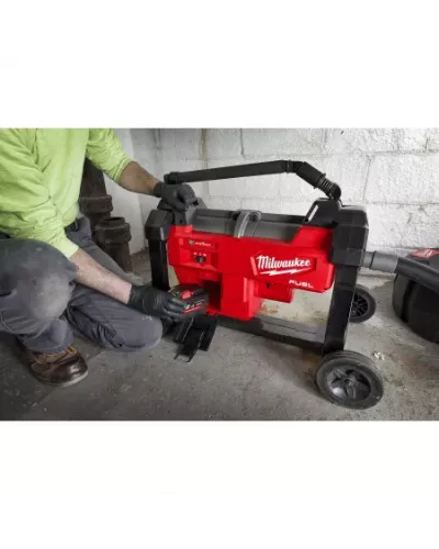 M18 FUEL™ секционная прочистная машина M18 FSSM-121 Milwaukee