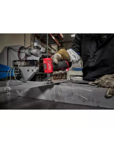 Аккумуляторная цанговая угловая шлифовальная машина Milwaukee M12 FDGA-422B FUEL  (Арт. 4933471439)