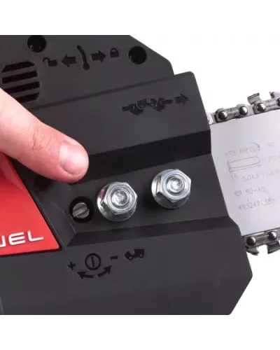 M18 FUEL™ Цепная пила с шиной 30 см M18 FCHSC-0 Milwaukee