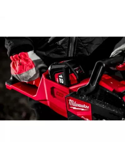 M18 FUEL™ Цепная пила с шиной 30 см M18 FCHSC-121 Milwaukee