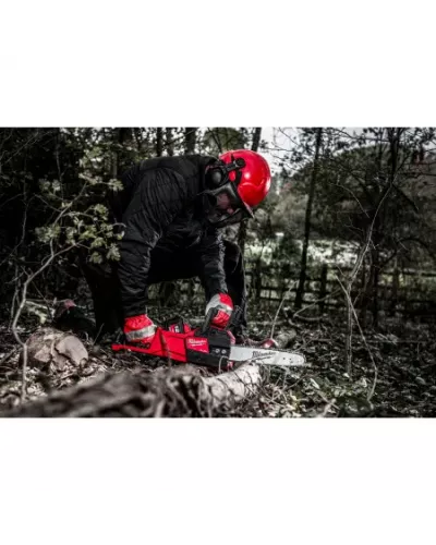 M18 FUEL™ Цепная пила с шиной 30 см M18 FCHSC-121 Milwaukee