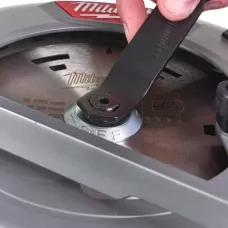 M18 FUEL™ циркулярная пила по дереву с задней рукояткой M18 FCSRH66 Milwaukee