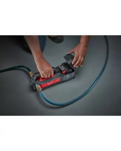 M18™ Компактный насос для перекачки M18 BTP Milwaukee