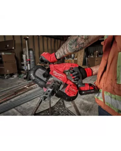 M18 FUEL™ Компактная ленточная пила M18 FBS85-202C Milwaukee