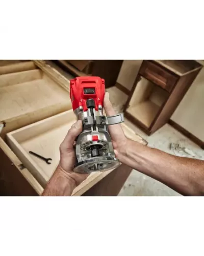 M18 FUEL™ кромочный фрезер M18 FTR Milwaukee