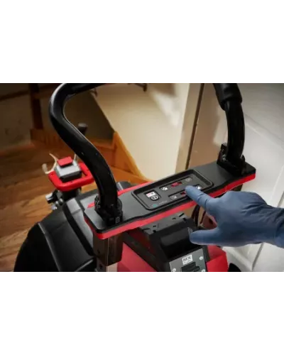 MXF LSDP MX FUEL™ Большая прочистная машина с POWERTREDZ™ Milwaukee