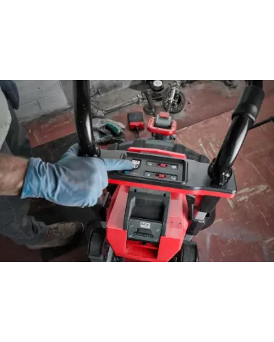 MXF LSDP MX FUEL™ Большая прочистная машина с POWERTREDZ™ Milwaukee