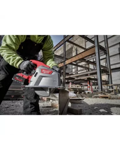 M18 FUEL™ 66 циркулярная пила по металлу M18 FMCS66-121C Milwaukee