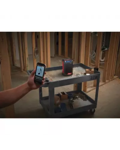 Радио DAB+ / зарядное устройство c Bluetooth Milwaukee