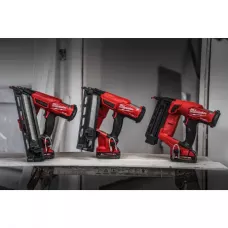 Аккумуляторный гвоздезабиватель(нейлер) с наклонным магазином Milwaukee M18 FN16GA-202X FUEL (Арт. 4933478092)