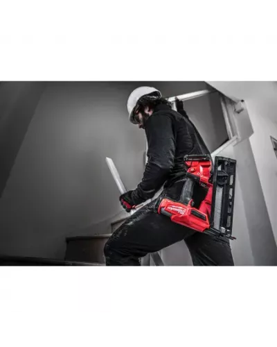 Аккумуляторный гвоздезабиватель(нейлер) с наклонным магазином Milwaukee M18 FN16GA-202X FUEL (Арт. 4933478092)