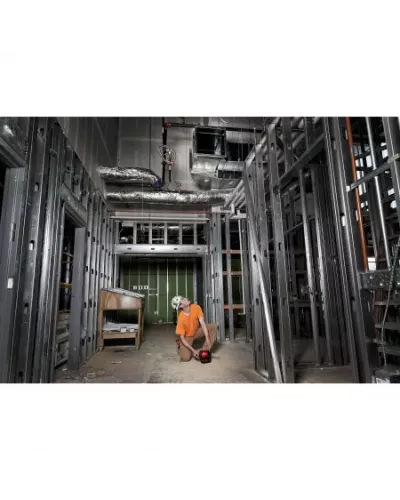 Нивелир лазерный линейно-точечный L4 CLLP-301C Milwaukee