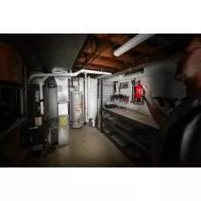 Аккумуляторный фонарь с шарнирным световым блоком M12 PAL-0 Milwaukee