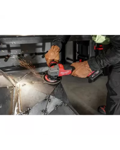 Аккумуляторная УШМ M18 ONEFSAG125XPDB-502X Milwaukee