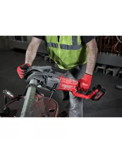 Аккумуляторный резьбонарезной инструмент для труб Milwaukee M18 FPT2-121C FUEL  (Арт. 4933478597)