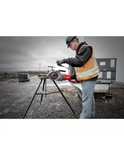 Аккумуляторный резьбонарезной инструмент для труб Milwaukee M18 FPT2-121C FUEL  (Арт. 4933478597)