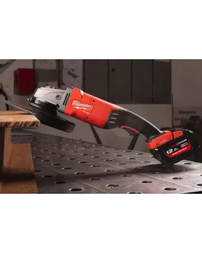 Аккумуляторная углошлифовальная машина (УШМ, Болгарка) Milwaukee M18 ONEFLAG230 XPDB-122C FUEL 230мм (Арт. 4933478783)
