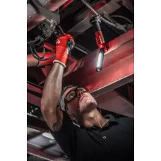 Аккумуляторный светодиодный фонарь с наклонным световым блоком, заряжаемый через USB Milwaukee L4 SL550-301 (Арт. 4933478869)