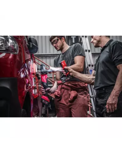 Аккумуляторный светодиодный фонарь для цветоподбора Milwaukee M12 CML-401 (Арт. 4933479366)