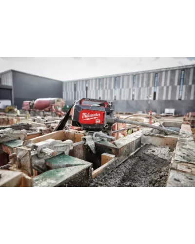 Аккумуляторный кейсовый вибратор для бетона MXF CVBC-0 (без АКБ и ЗУ) Milwaukee
