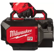 Аккумуляторный кейсовый вибратор для бетона MXF CVBCKIT-602 Milwaukee