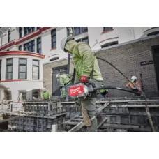 Аккумуляторный кейсовый вибратор для бетона MXF CVBCKIT-602 Milwaukee