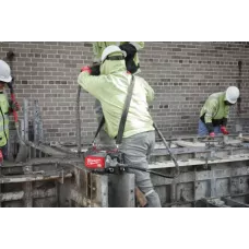 Аккумуляторный кейсовый вибратор для бетона MXF CVBCKIT-602 Milwaukee