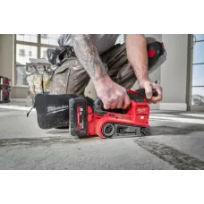 Аккумуляторная ленточная шлифовальная машина Milwaukee M18 FBTS75-502X FUEL (Арт. 4933479615)