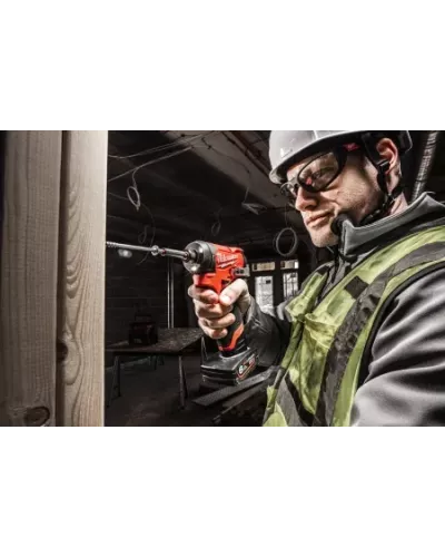 Аккумуляторный субкомпактный импульсный винтоверт Milwaukee M12 FID2-602X FUEL  (Арт. 4933479878)