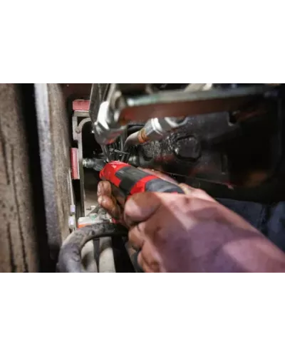 Аккумуляторная сквозная удлиненная импульсная трещотка INSIDER™ Milwaukee M12 FPTR-202X FUEL (Арт. 4933480754)