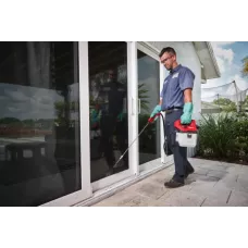 Аккумуляторный опрыскиватель для химикатов Milwaukee M12 BHCS3L-201 (Арт. 4933480782)