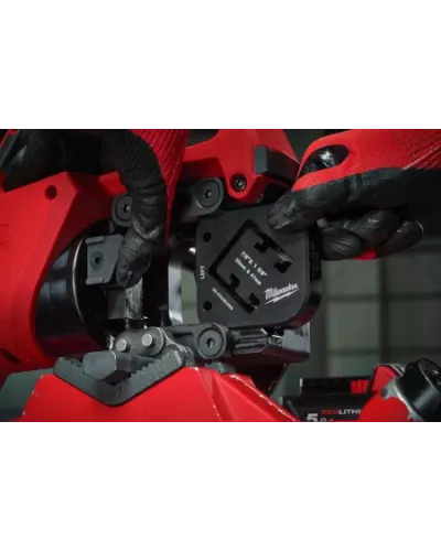Аккумуляторный инструмент для резки профилей M18 STSO-0B Milwaukee