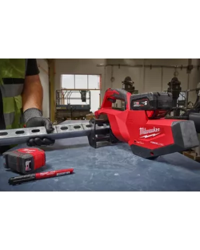 Аккумуляторный инструмент для резки профилей M18 STSO-0B Milwaukee