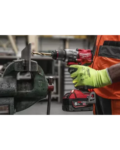 Дрель ударная M18 FPD3-402C Milwaukee
