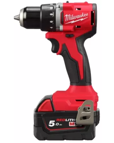Аккумуляторная дрель-шуруповерт M18 BLDDRC-502C Milwaukee