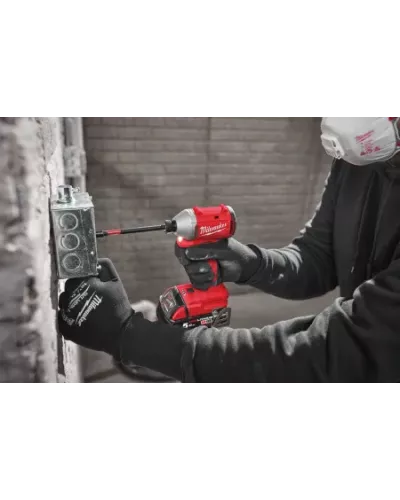 Аккумуляторный винтовёрт M18 BLIDR-502X Milwaukee