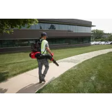 Аккумуляторная ранцевая воздуходувка M18 F2BPB-124 FUEL Milwaukee