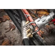 Аккумуляторный инструмент M18 BSBT-202X для болтовых соединителей/наконечников Milwaukee