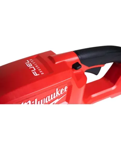 Аккумуляторный кусторез M18 FHET45-802 FUEL Milwaukee