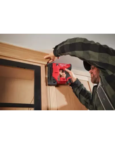 Аккумуляторный нейлер M12 FCN18GS-202X Milwaukee