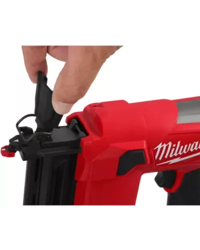 Аккумуляторный нейлер M12 FCN18GS-202X Milwaukee