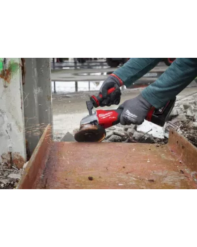 Аккумуляторная шлифмашина угловая M18 FSAGSVO125X-502X FUEL Milwaukee