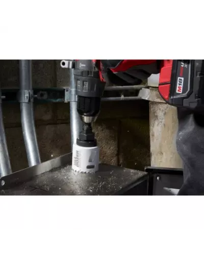 Коронка биметаллическая с твердосплавными зубьями Milwaukee HOLE DOZER CARBIDE 51 мм  (Арт. 49560720)