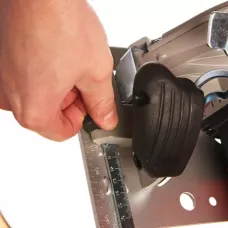 Циркулярная пила 190 мм (глубина реза 65 мм) SCS 65 Q Milwaukee