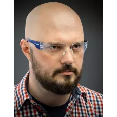 ЗУБР прозрачные, химическистойкие, устойчивая к царапинам и запотеванию, защитные очки БАРЬЕР 110487